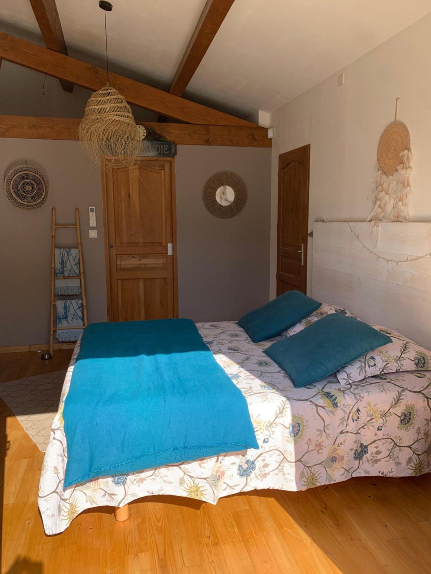 La Chambre Haute Nîmes Exterior foto